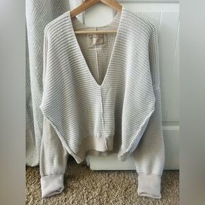 We The Free Cream Waffle Knit V-Neck Sweater Medium
